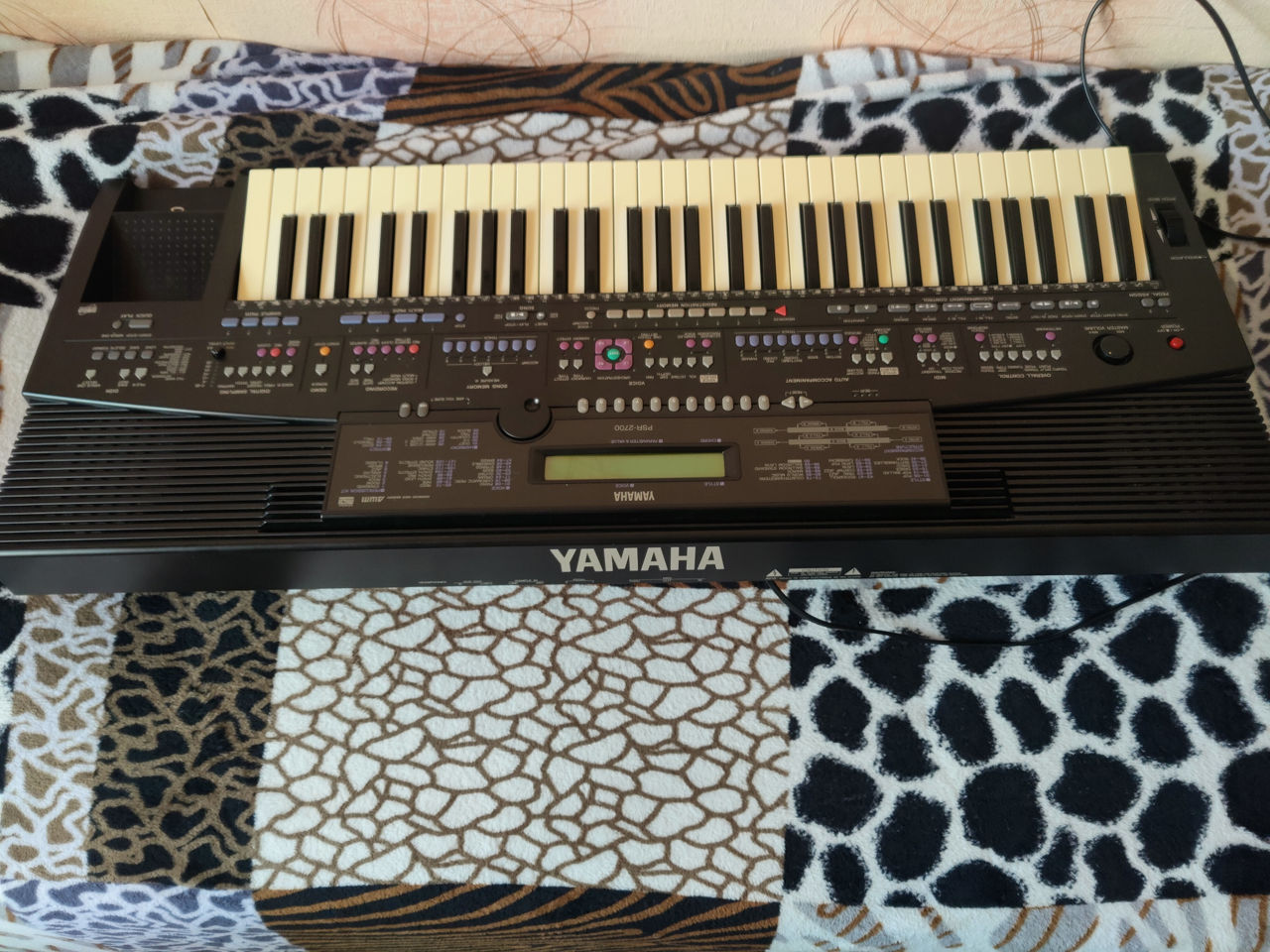 yamaha psr2700