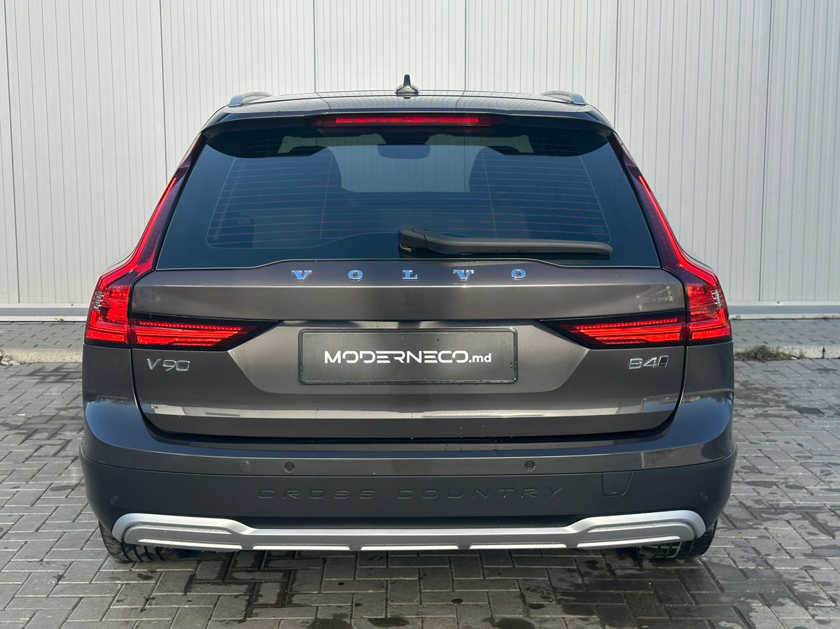 Volvo V90 Cross Country foto 5