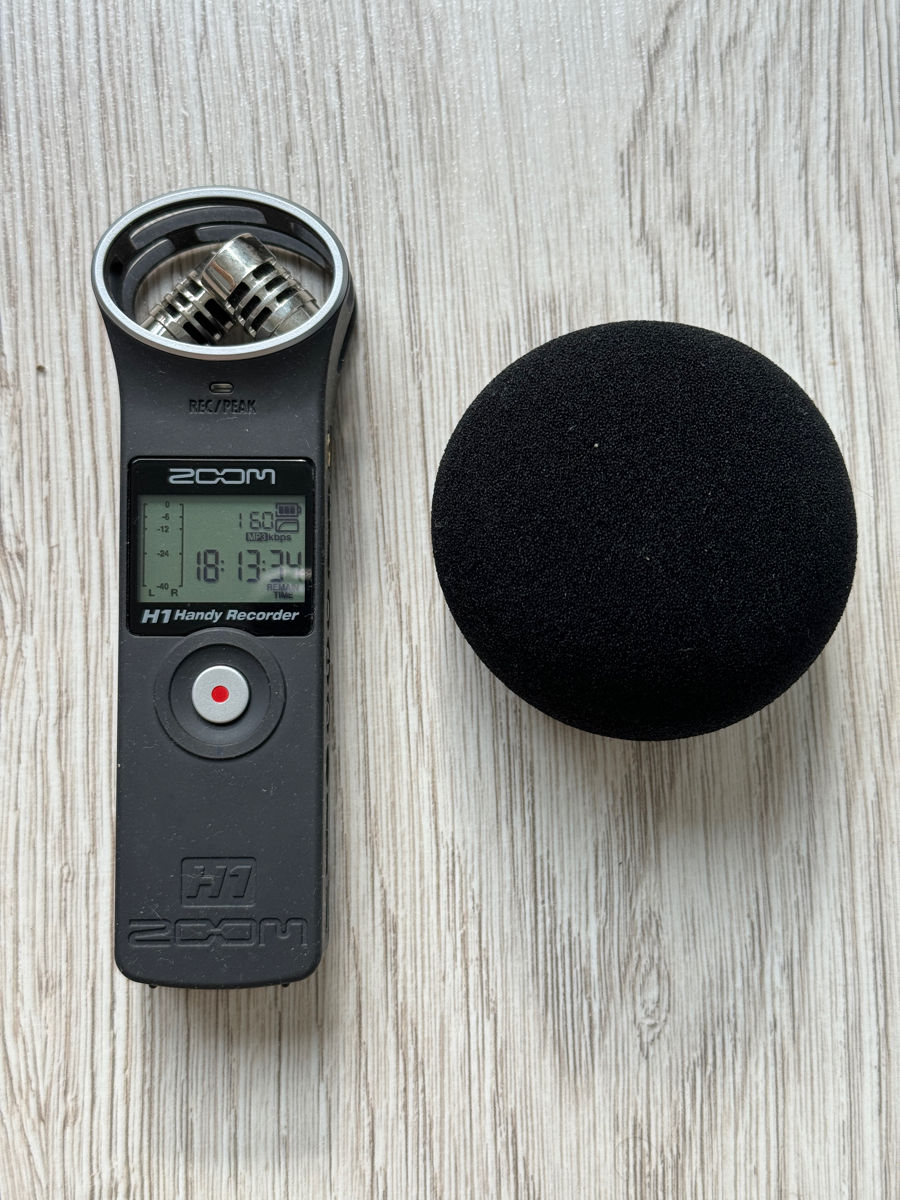 Диктофон Zoom H1