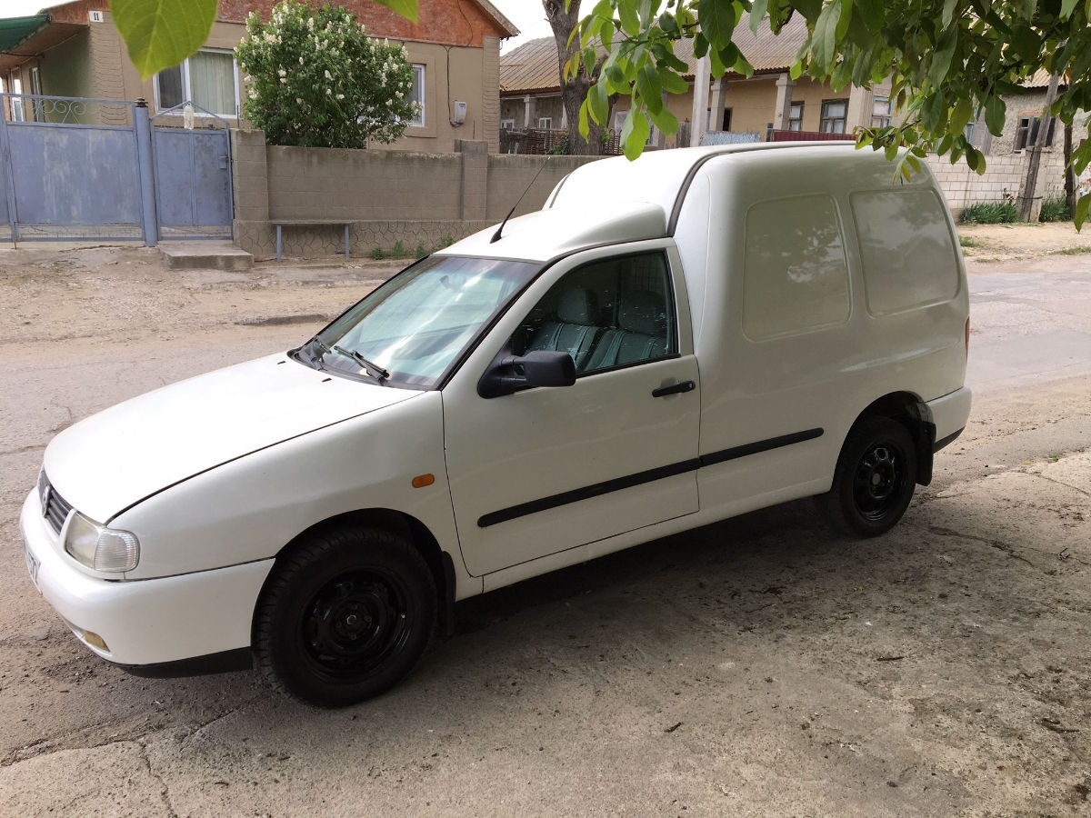 Volkswagen Caddy foto 1