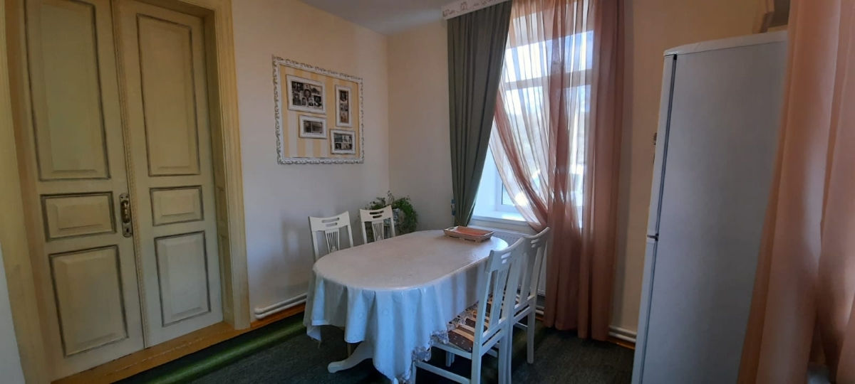 Apartament cu 2 camere, 71 m², Centru, Soroca foto 3