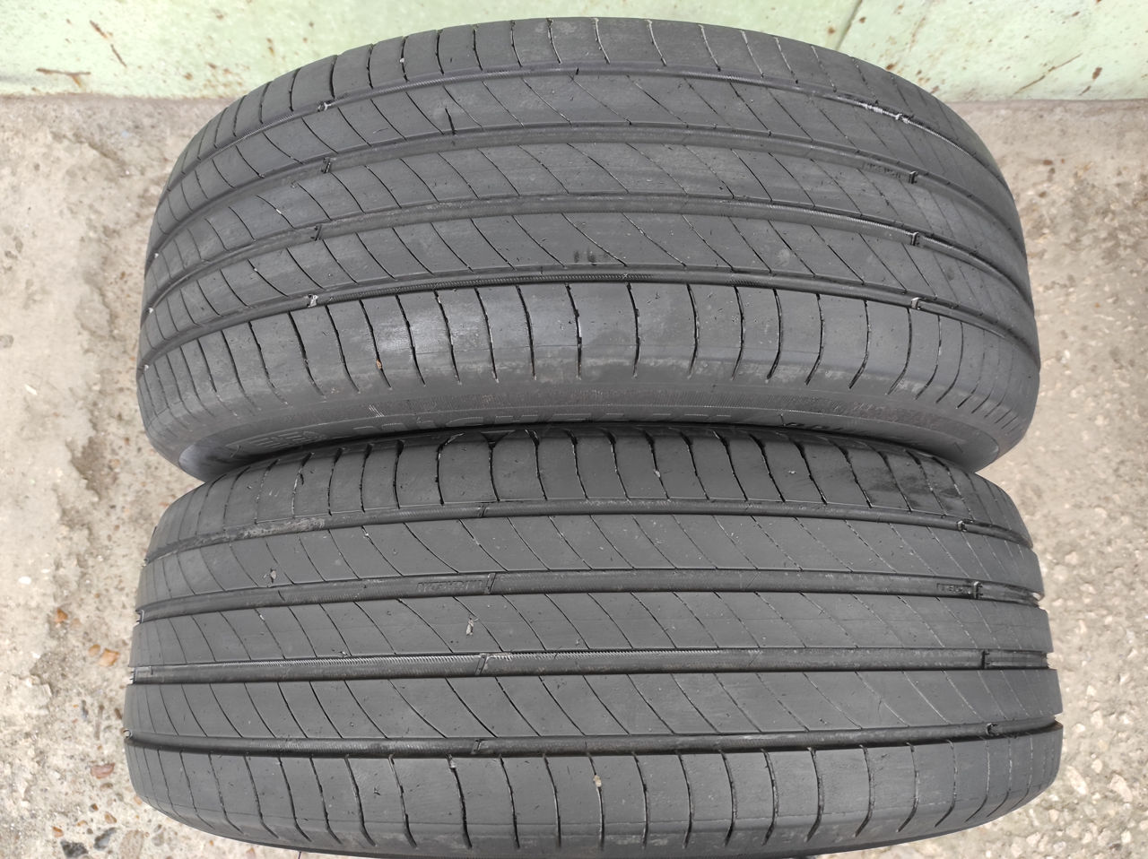 205/60 R16 Vredestein, Michelin