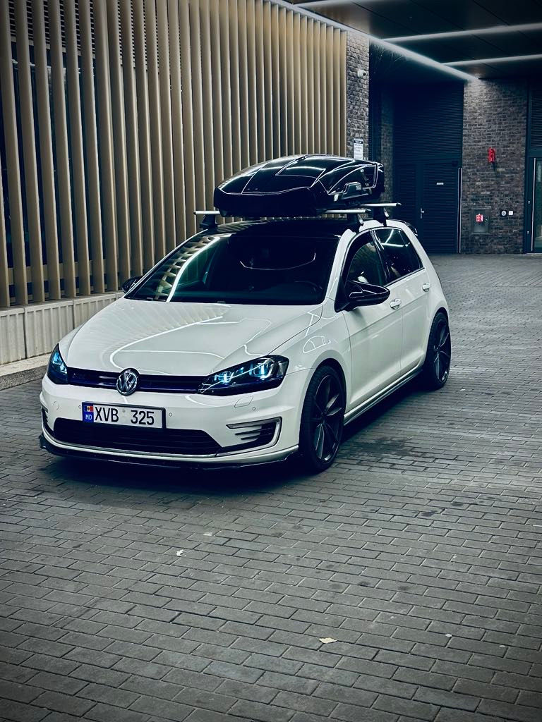 Volkswagen Golf foto 0