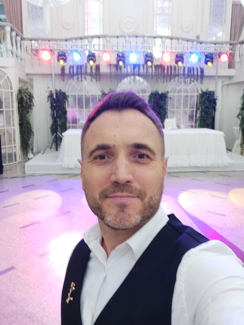 DJ | Solist | Tamada | Show de lumini | Garantăm calitate foto 9