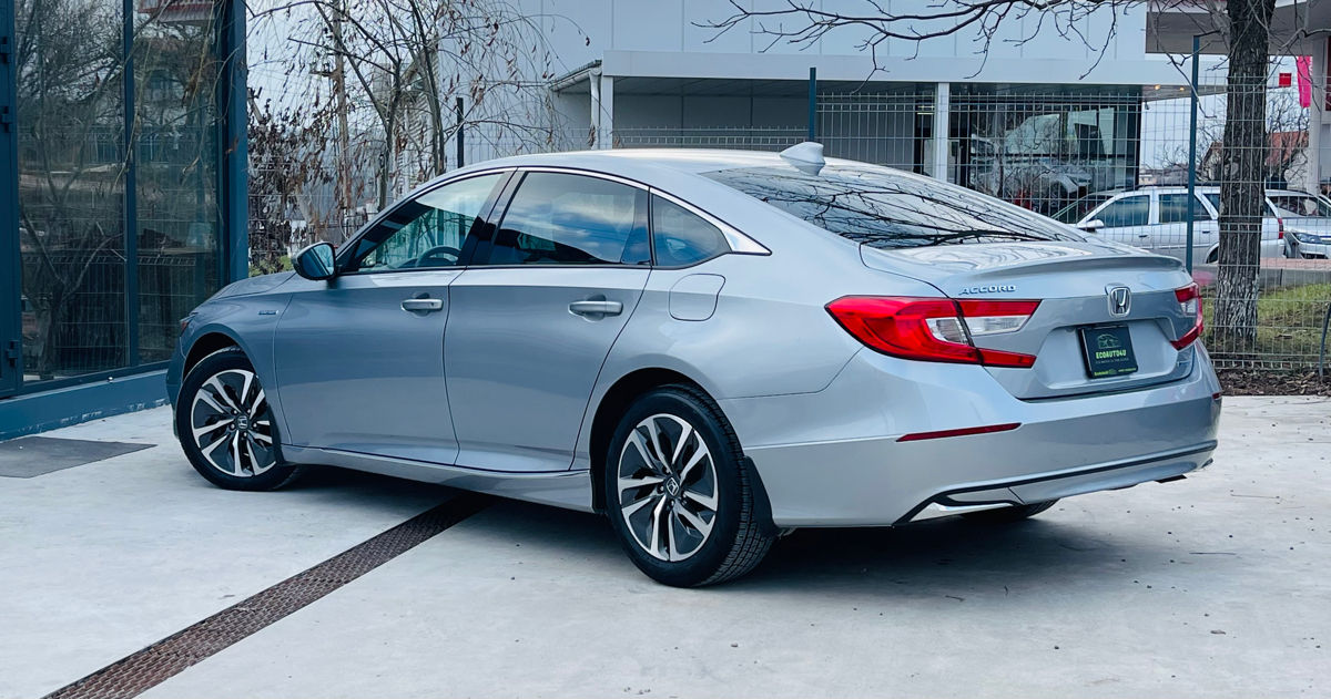 Honda Accord foto 2