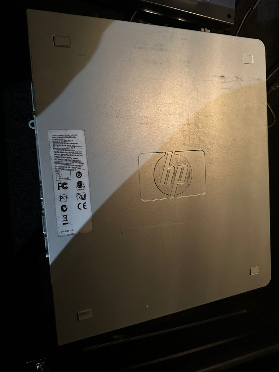 HP Pavilion f1723 foto 3