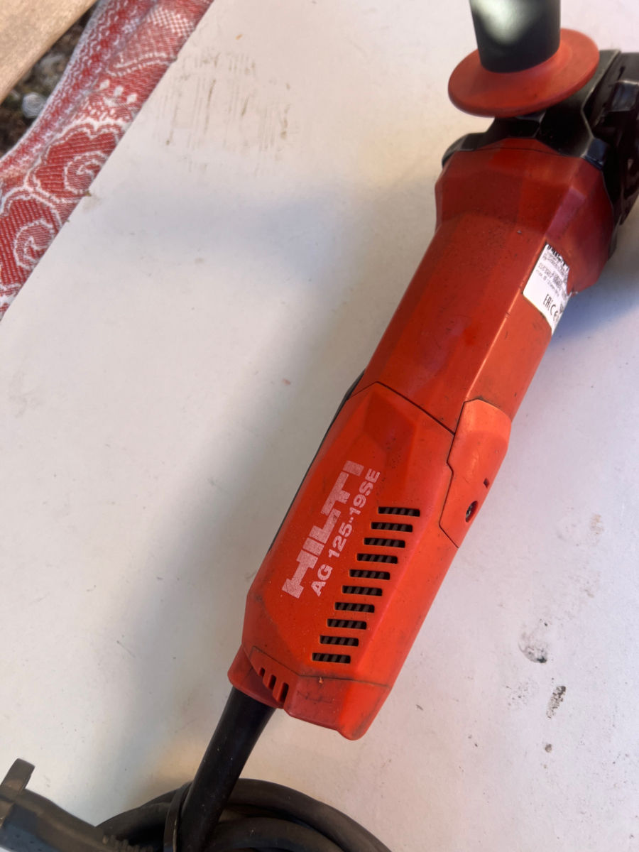 HiLTI болгарка с регулятором foto 1