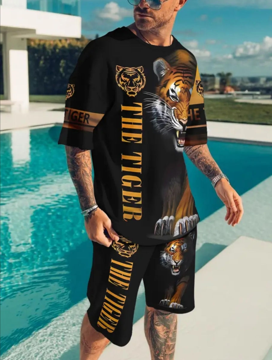 Urgent. Costum, tricou și pantaloni scurți. Mărimea L. Nou. foto 1