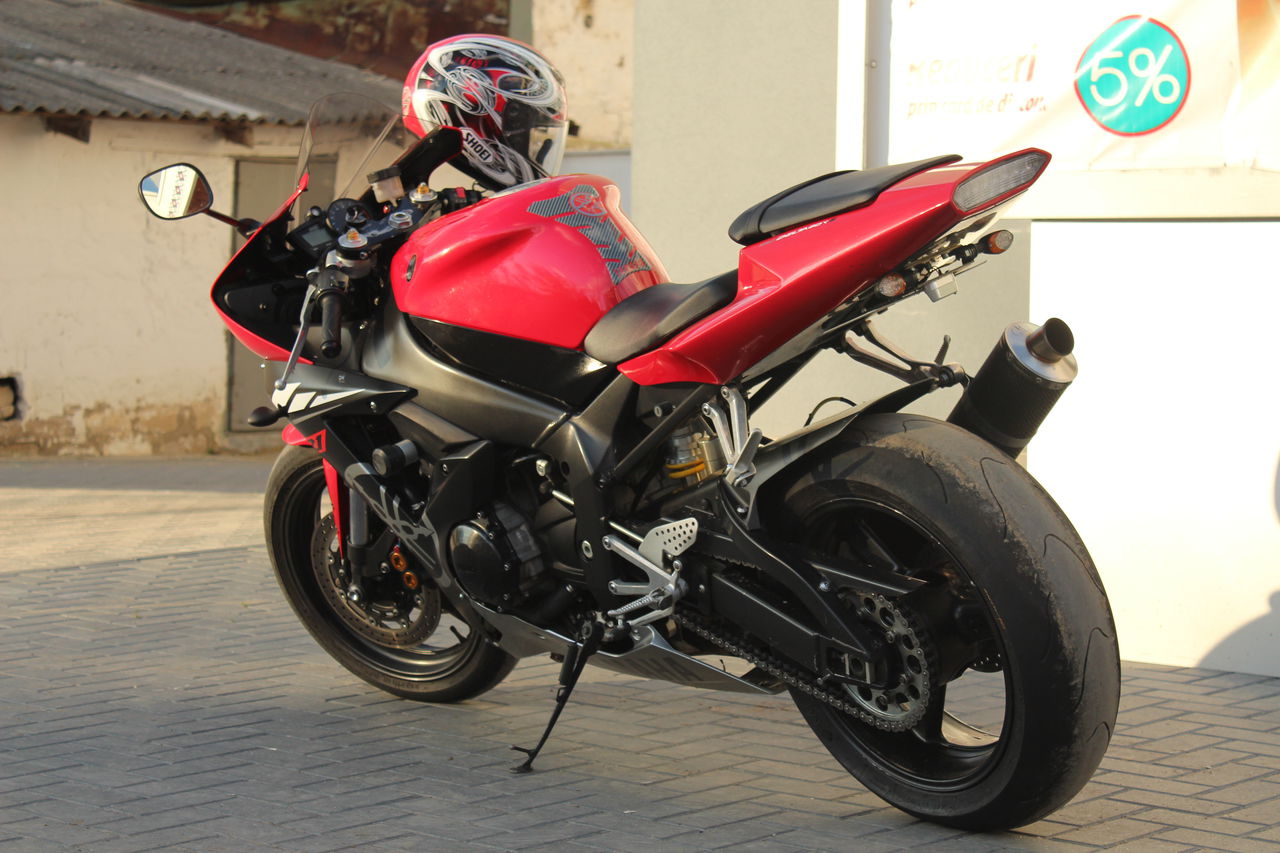 Yamaha YZF R1000
