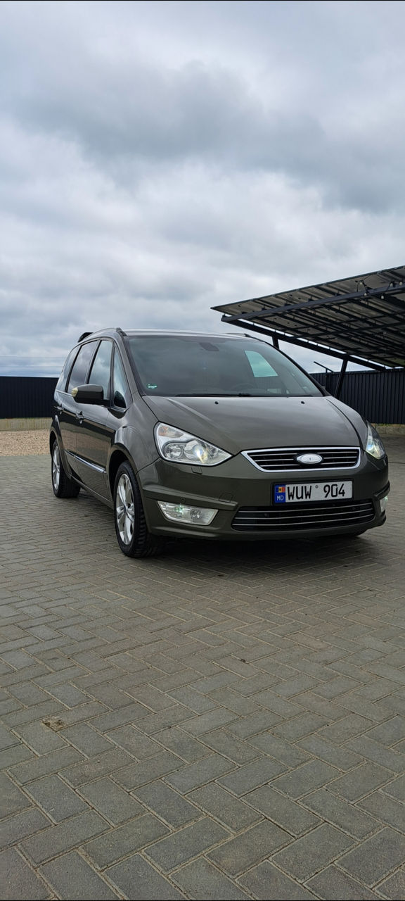 Ford Galaxy foto 0