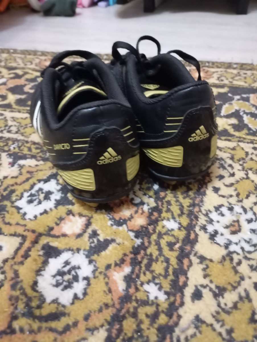 Бутсы Adidas,кожаные  фото 1