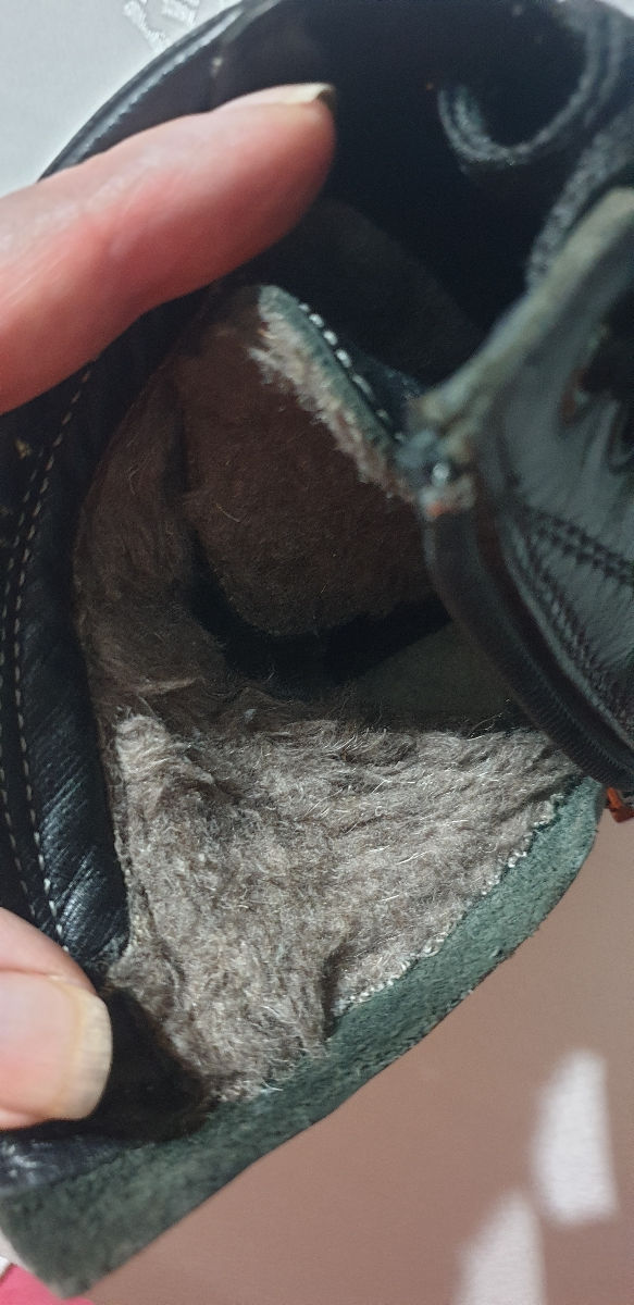 Incaltaminte pentru copii din piele naturala stare foarte bună marimea 33 . foto 2