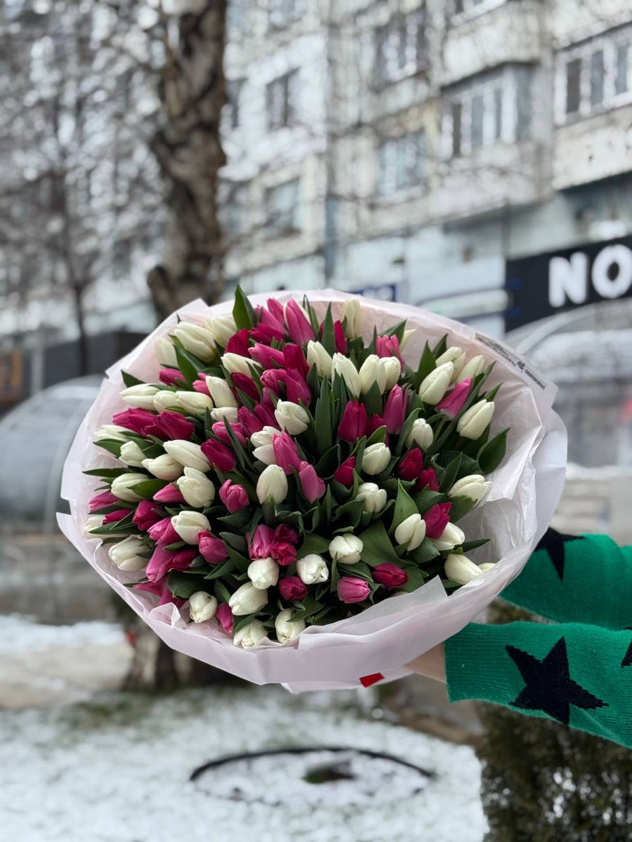 Cutii cu trandafri, buchete mari, dulciuri, jucarii din pluș. La noi le gasesti pe toate!i foto 2