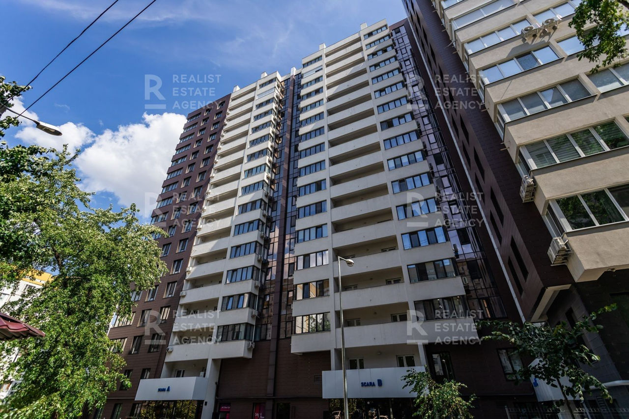 Apartament cu 3 camere, 115 m², Centru, Chișinău foto 1