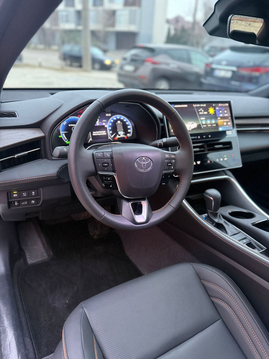 Toyota Avalon фото 6
