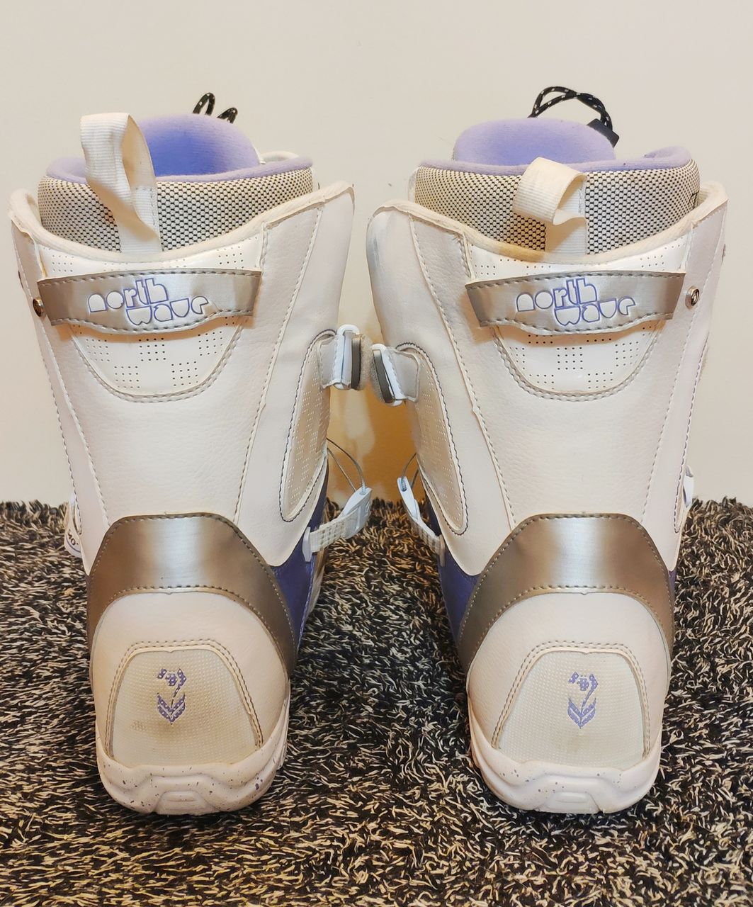 Ботинки для сноуборда Northwave Grace White-Violet.