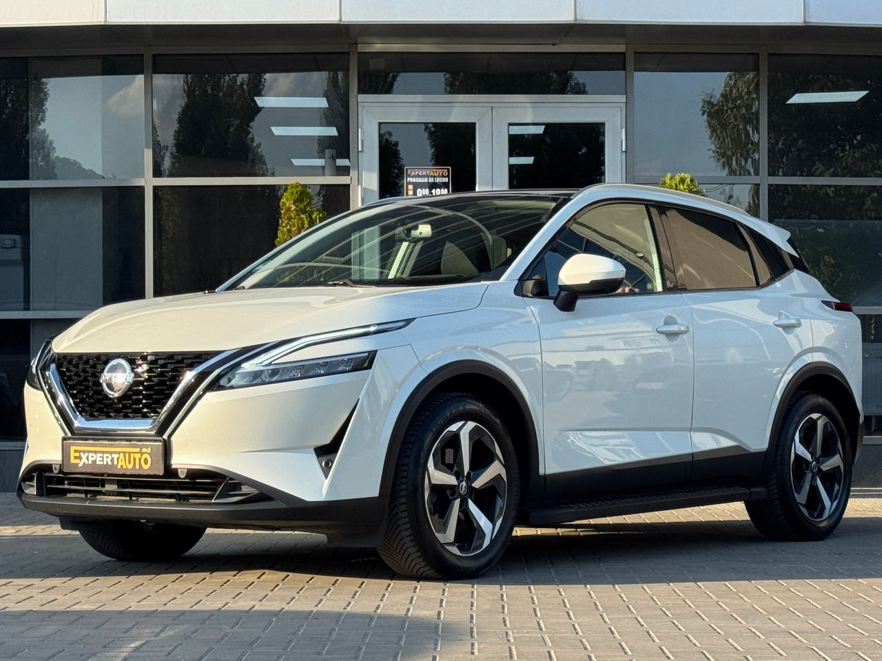 Nissan Qashqai — fotografia principală