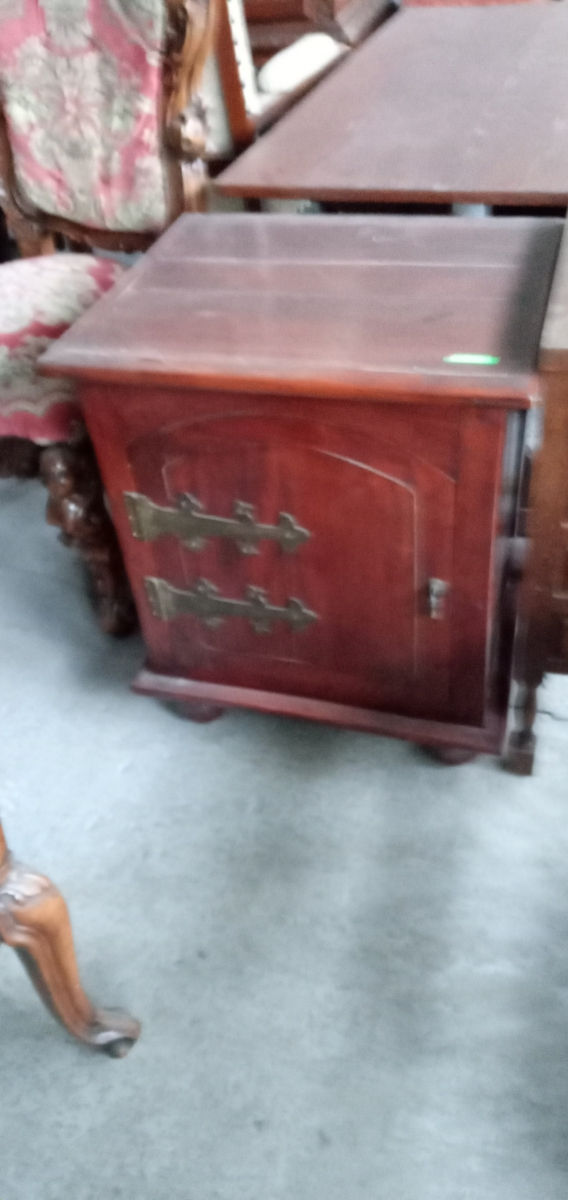 Salonul de mobila "Retro Colecție" la Florilor 14 foto 14