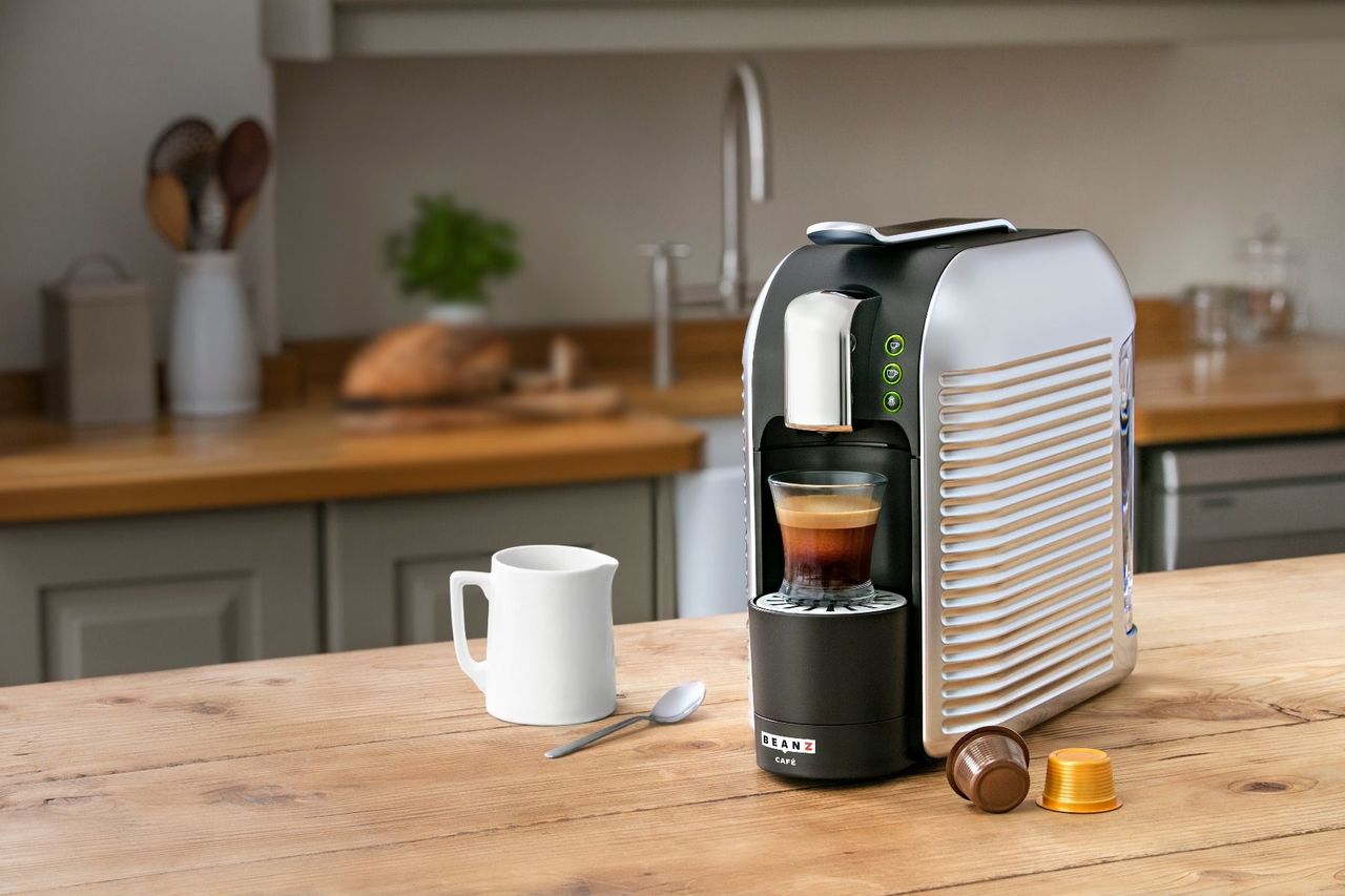 Aparat cafea cu capsule KFEE Wave Argintiu, tehnologie elvetiana