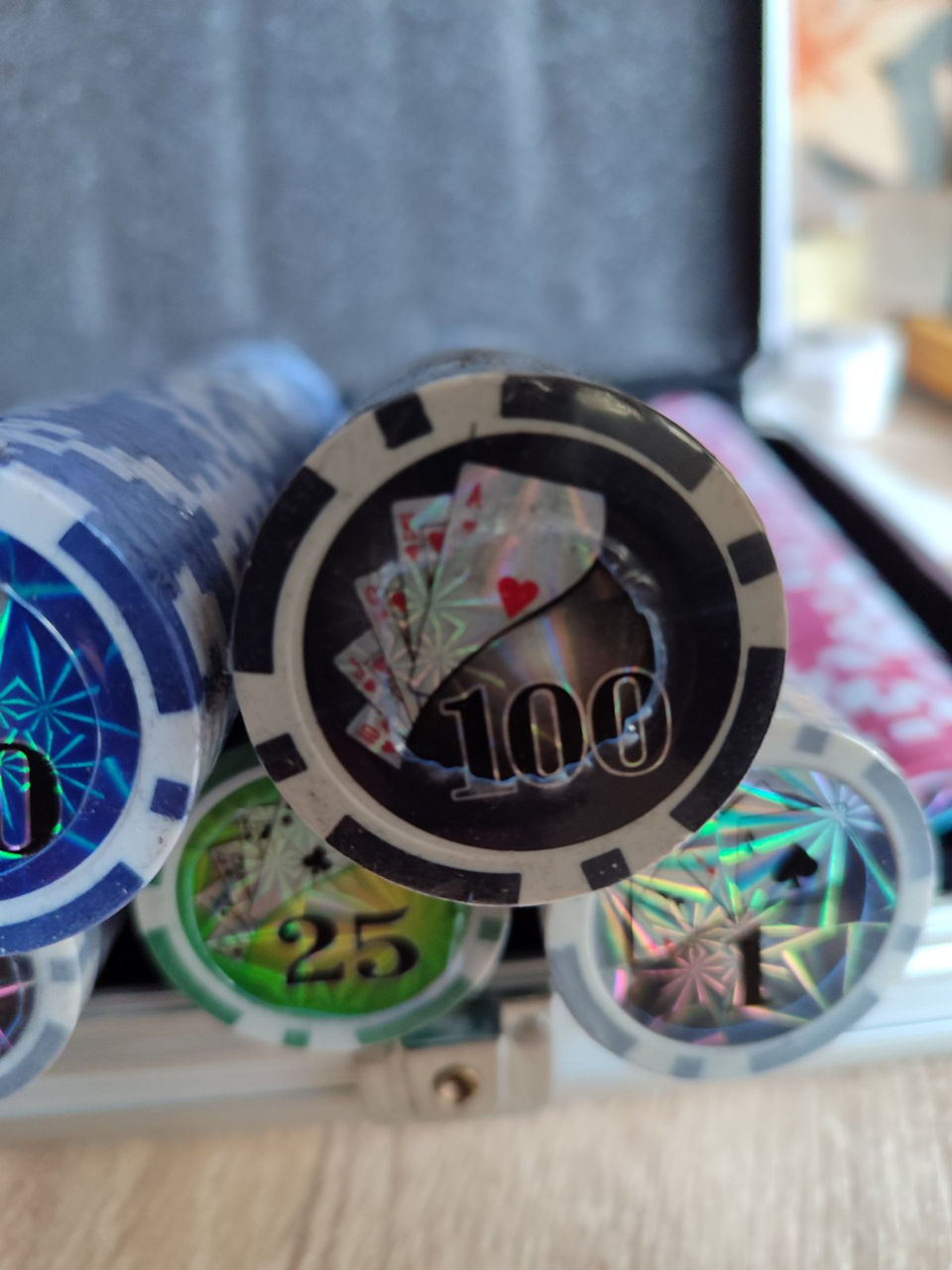 Set de poker покерный набор на 500 фишек в кейсе c номиналом фото 3
