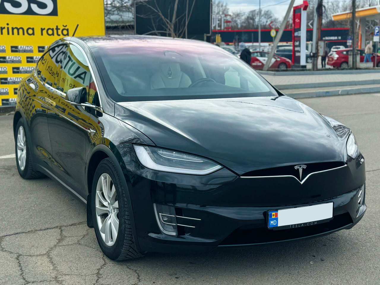 Tesla Model X foto 1