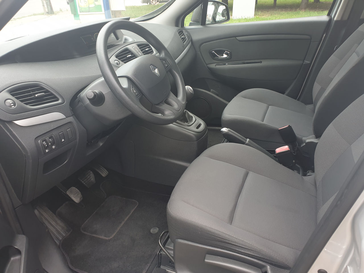 Renault Grand Scenic 2015 Chirie auto! rent a car! аренда машин! фото 7