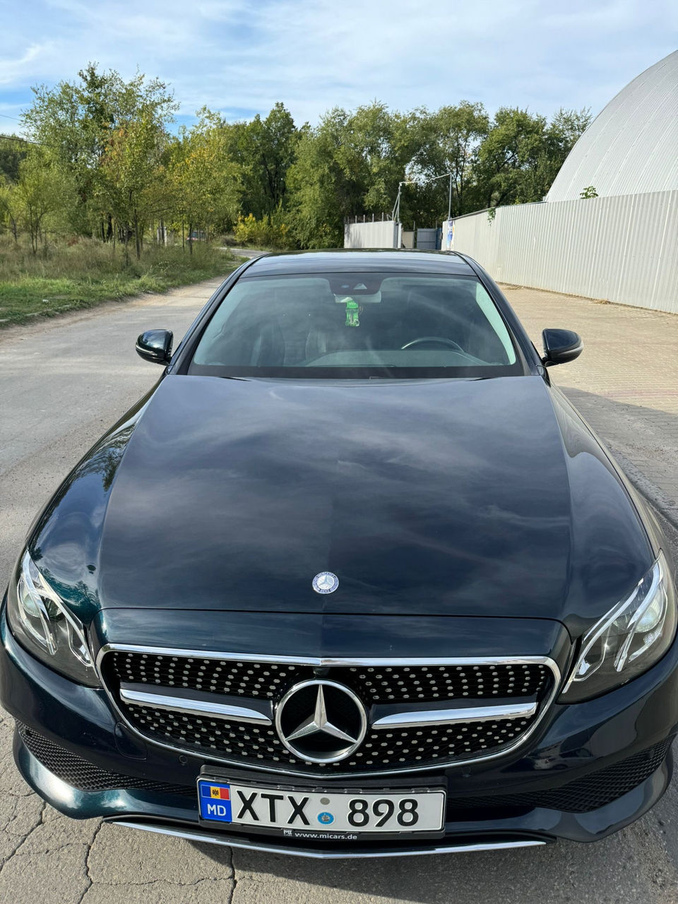 Mercedes E-Class foto 2