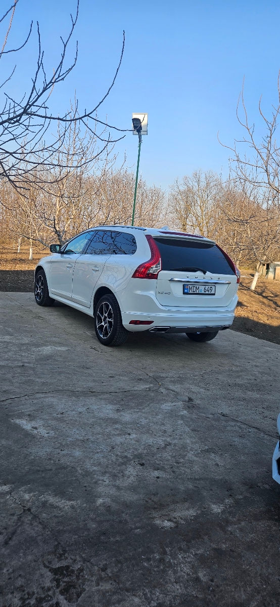 Volvo XC60 foto 8