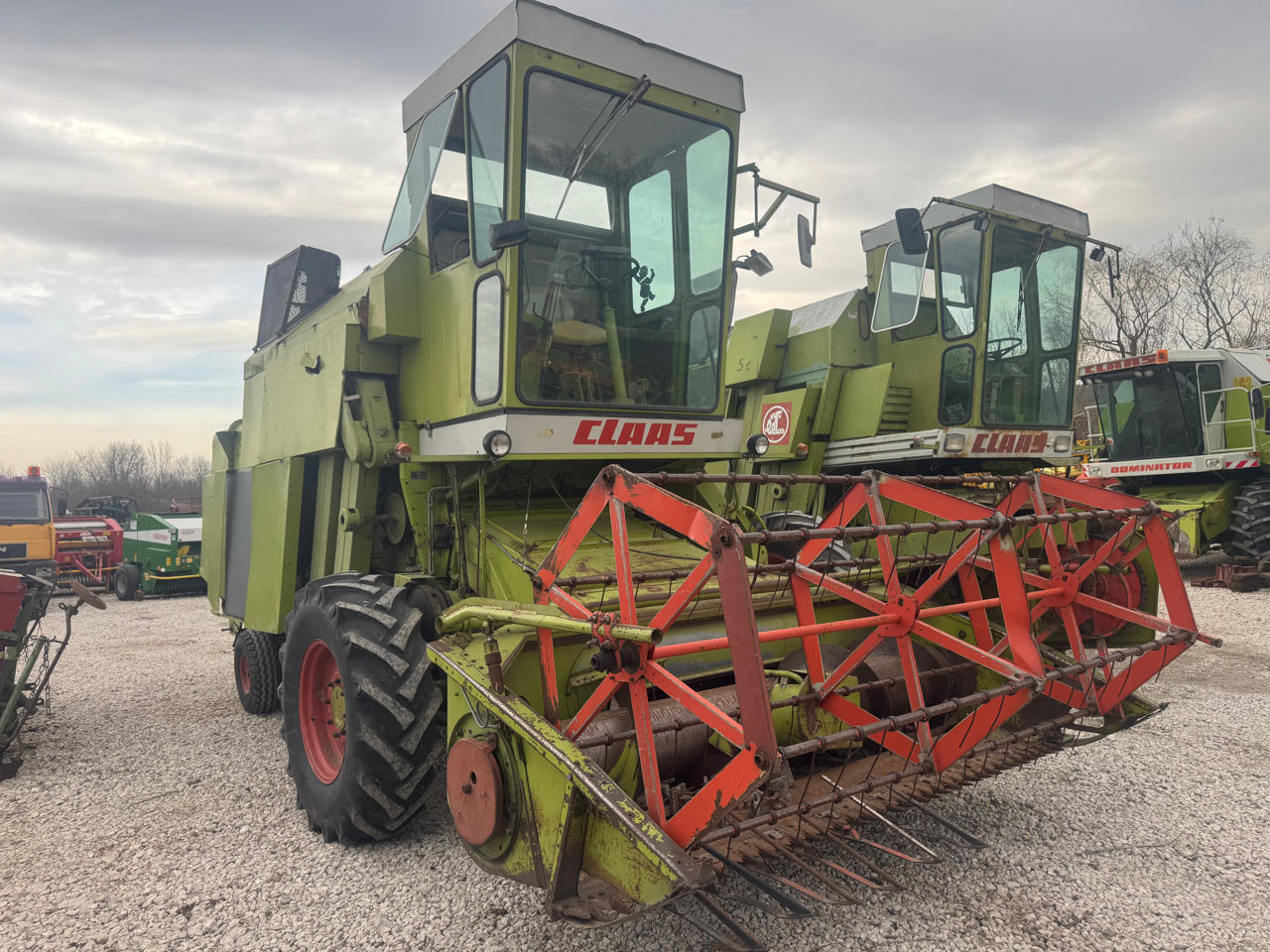 Combina din import Claas Mercator 50/60 foto 0