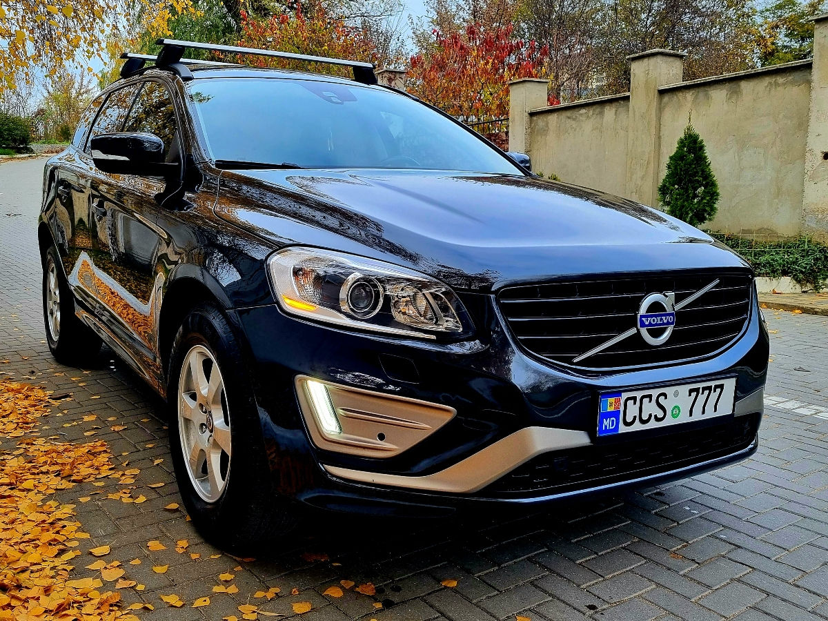 Volvo XC60 foto 0