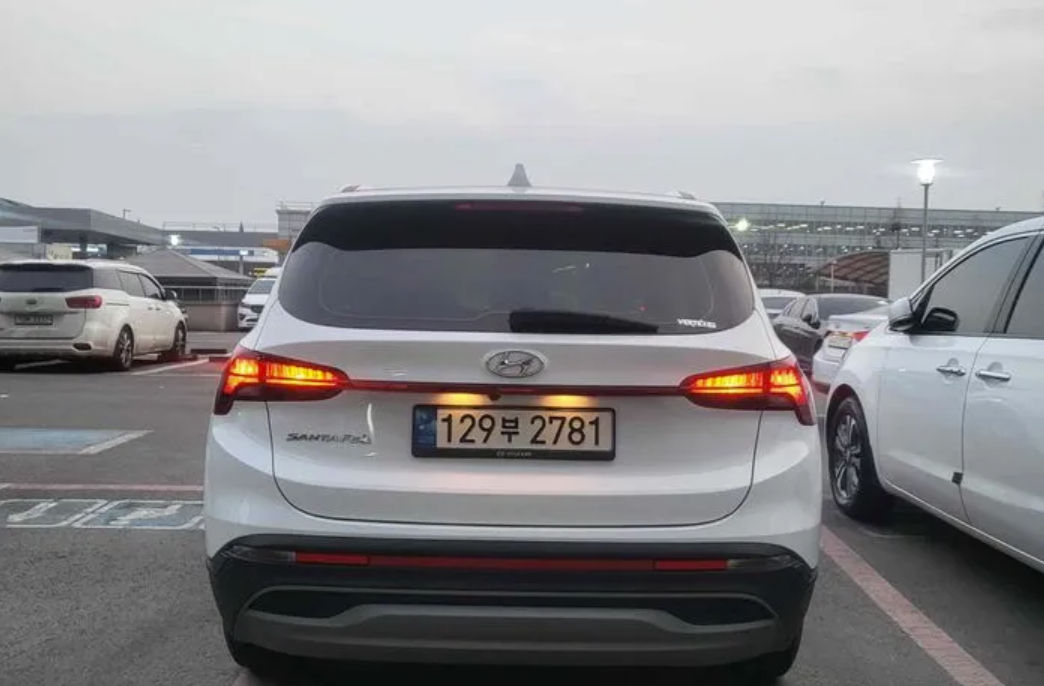 Hyundai Santa FE foto 1