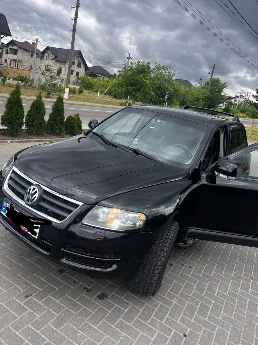 Volkswagen Touareg фото 1