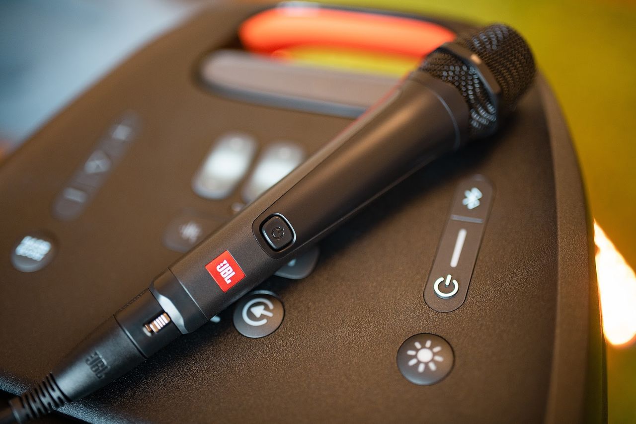 Микрофоны JBL, лучше качество, чистый звук, глубокий басс!