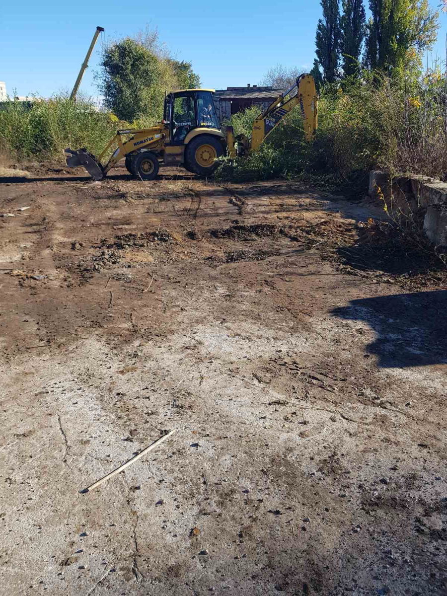 Curățenie în grădină  cosim iarba  săpam уборка  территории foto 1