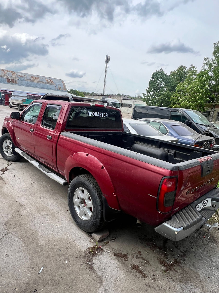 Nissan Frontier foto 0