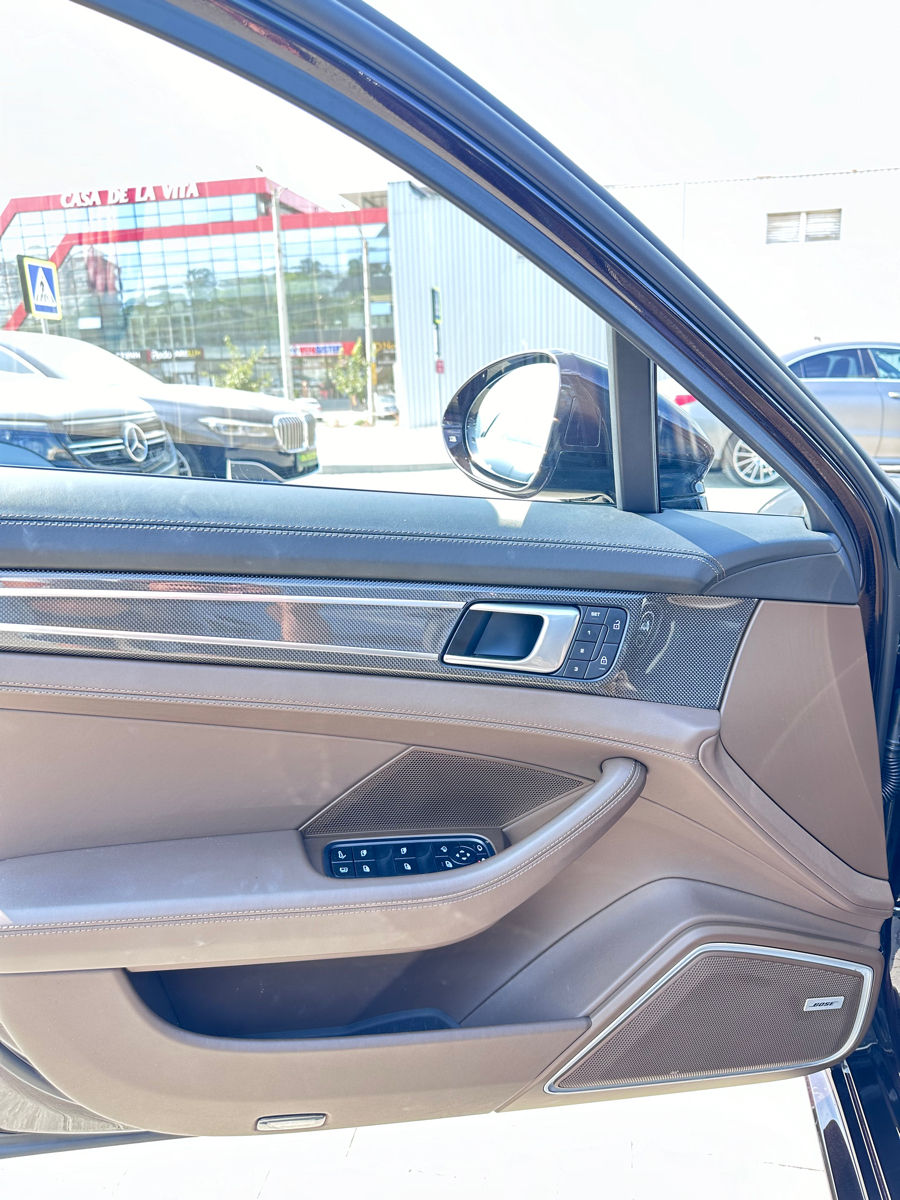 Porsche Panamera foto 8