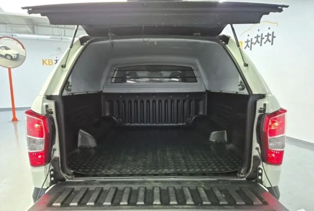 Ssangyong Rexton foto 10