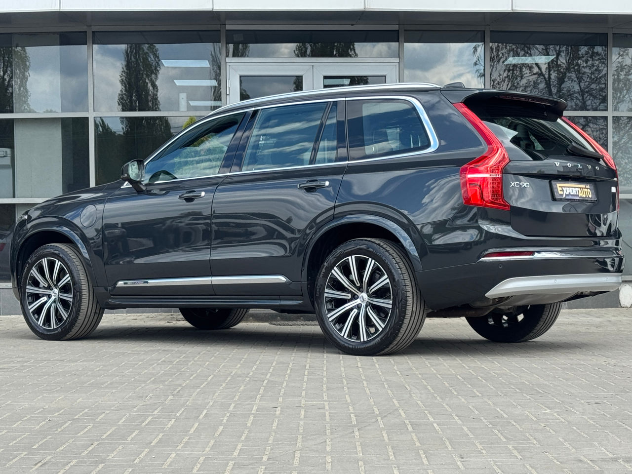 Volvo XC90 — фото 4