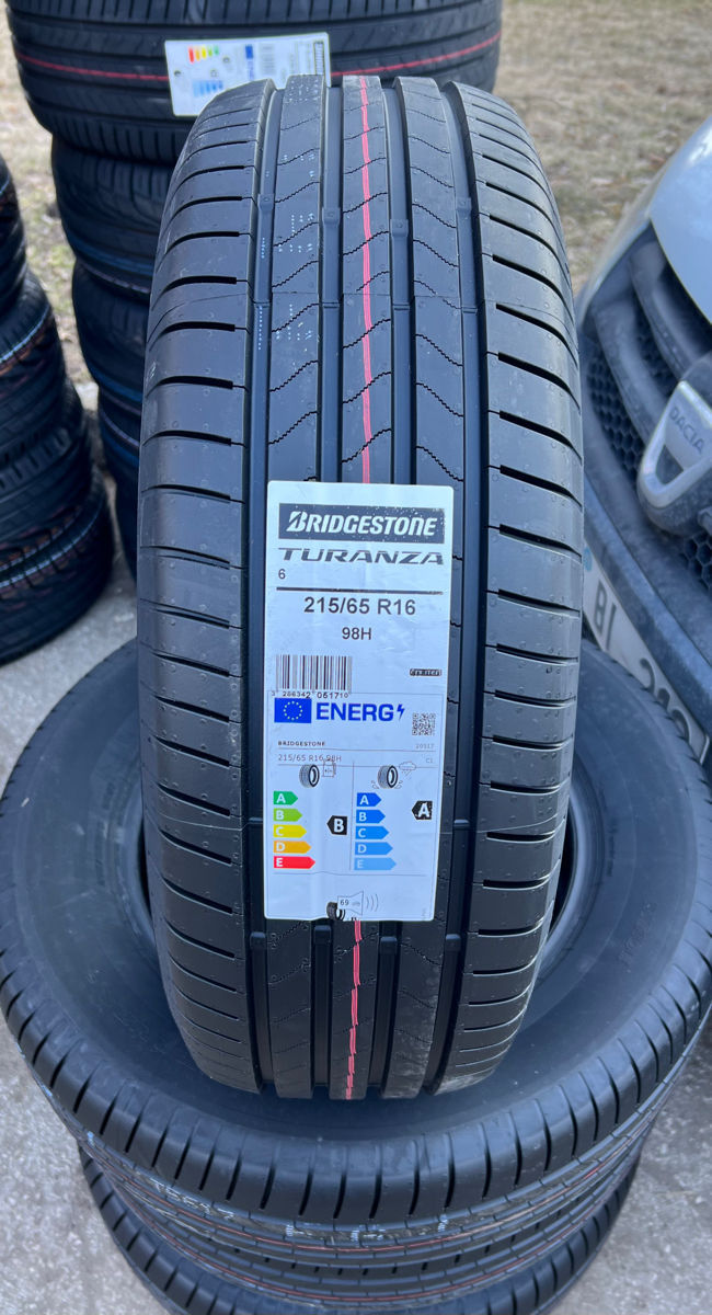 Bridgestone 215/65 R16 лето - 2650 лей фото 0
