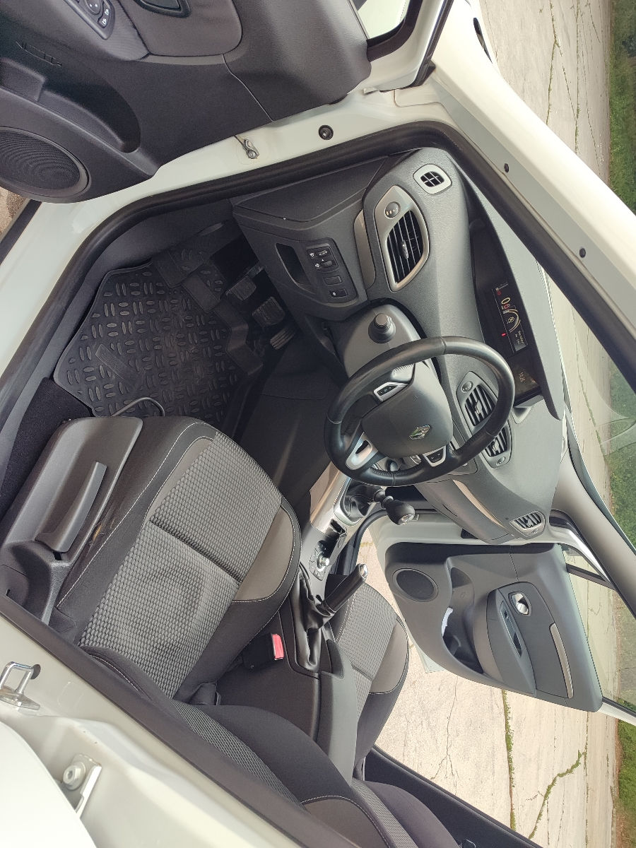 Renault Scenic фото 6
