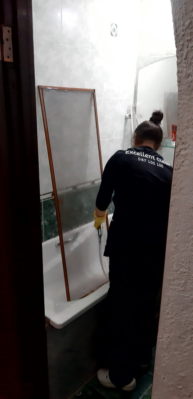 Servicii de curatenie in case, apartamente, etc. dupa reparatie sau unde se locuieste! foto 9