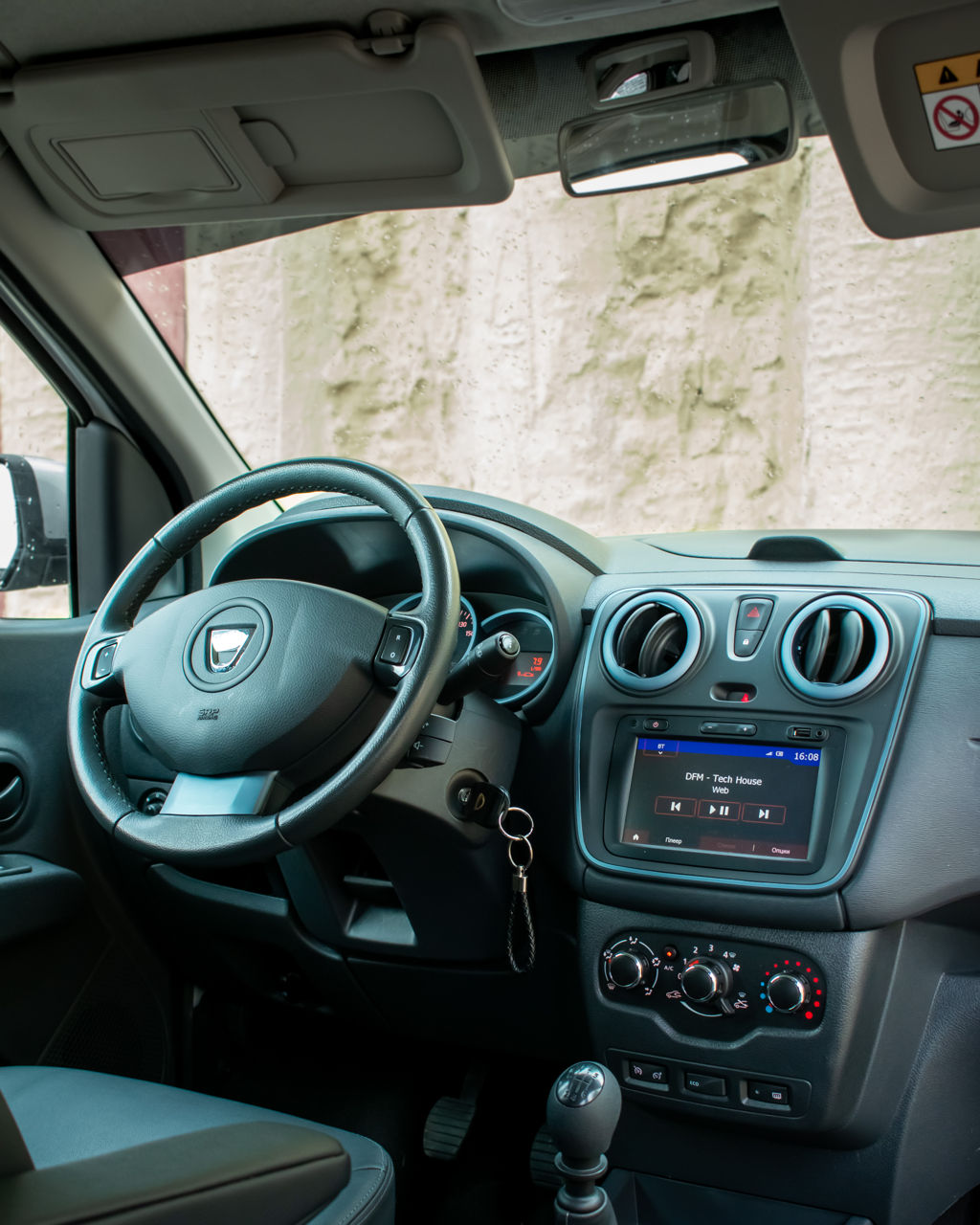 Chirie auto Chisinau/ Прокат авто / Dacia Lodgy 7 locuri foto 7