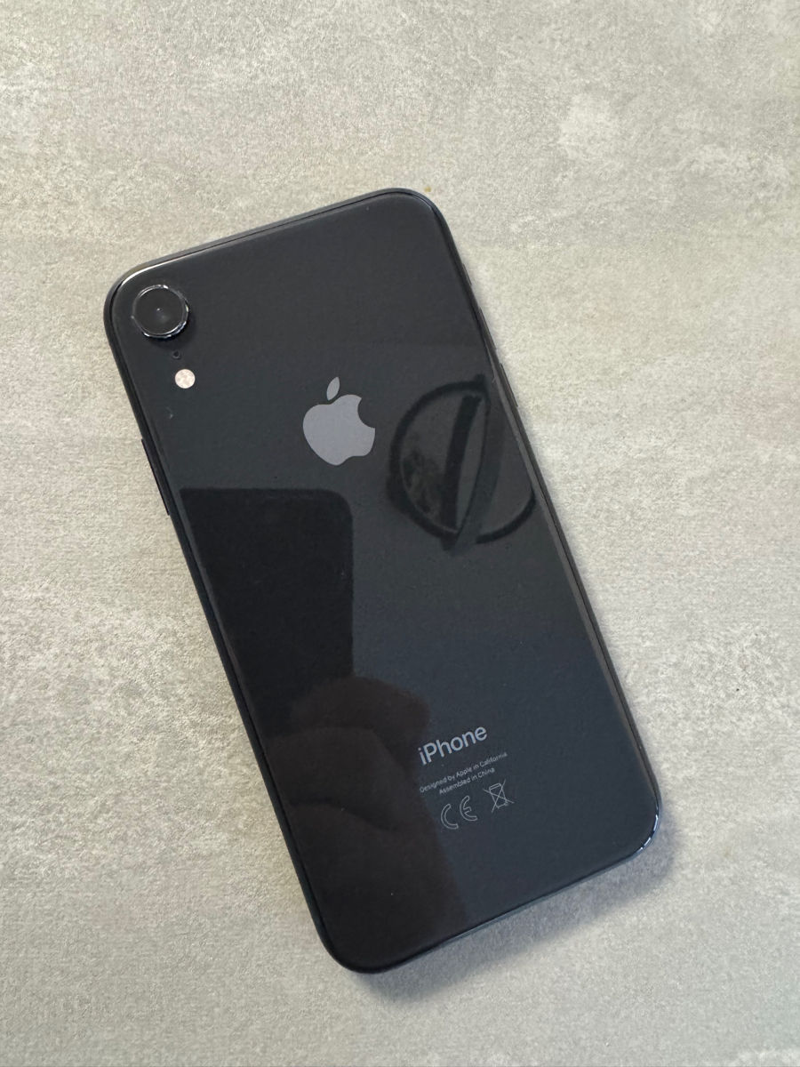 iPhone XR 64gb фото 0