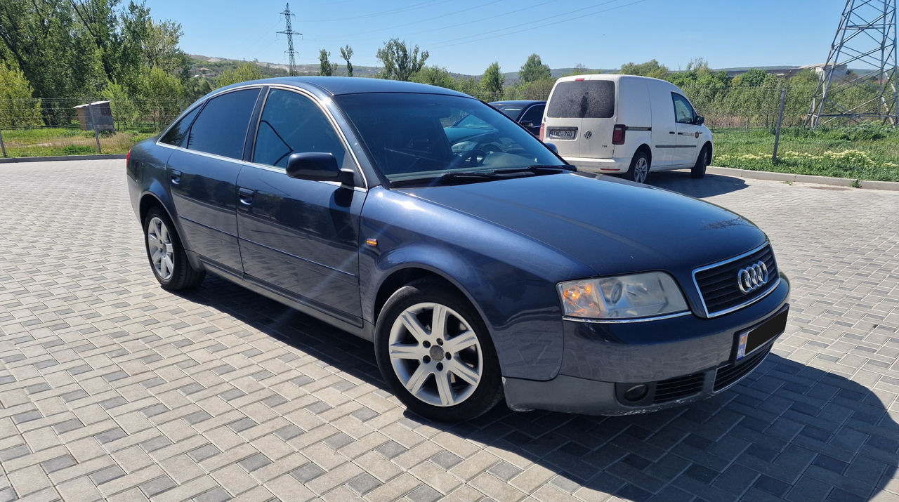 Audi A6 фото 1