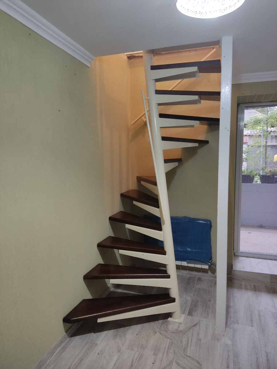 Scări pentru interior foto 4