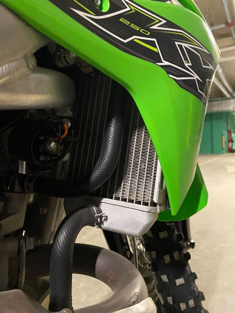 Kawasaki KXF 250 foto 11