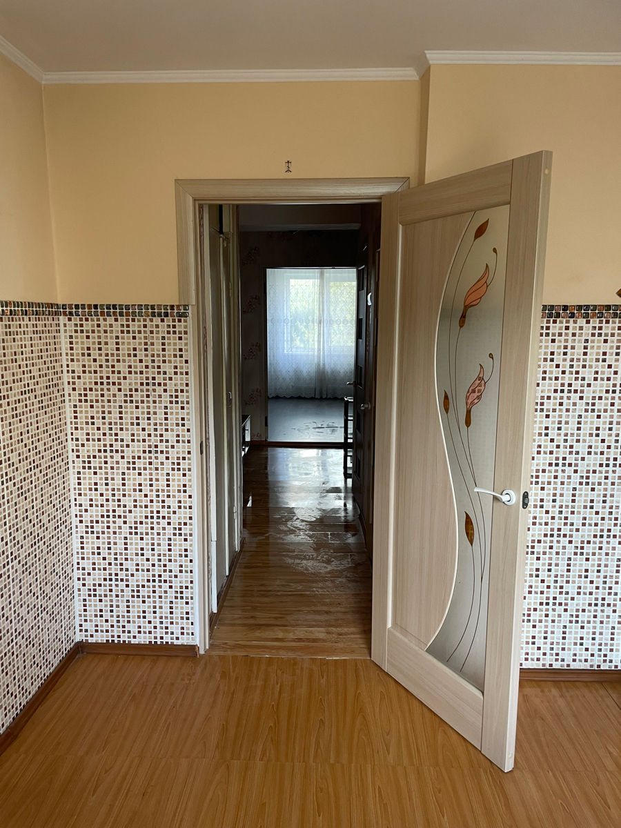 Apartament cu 3 camere,  Centru,  Soroca foto 1