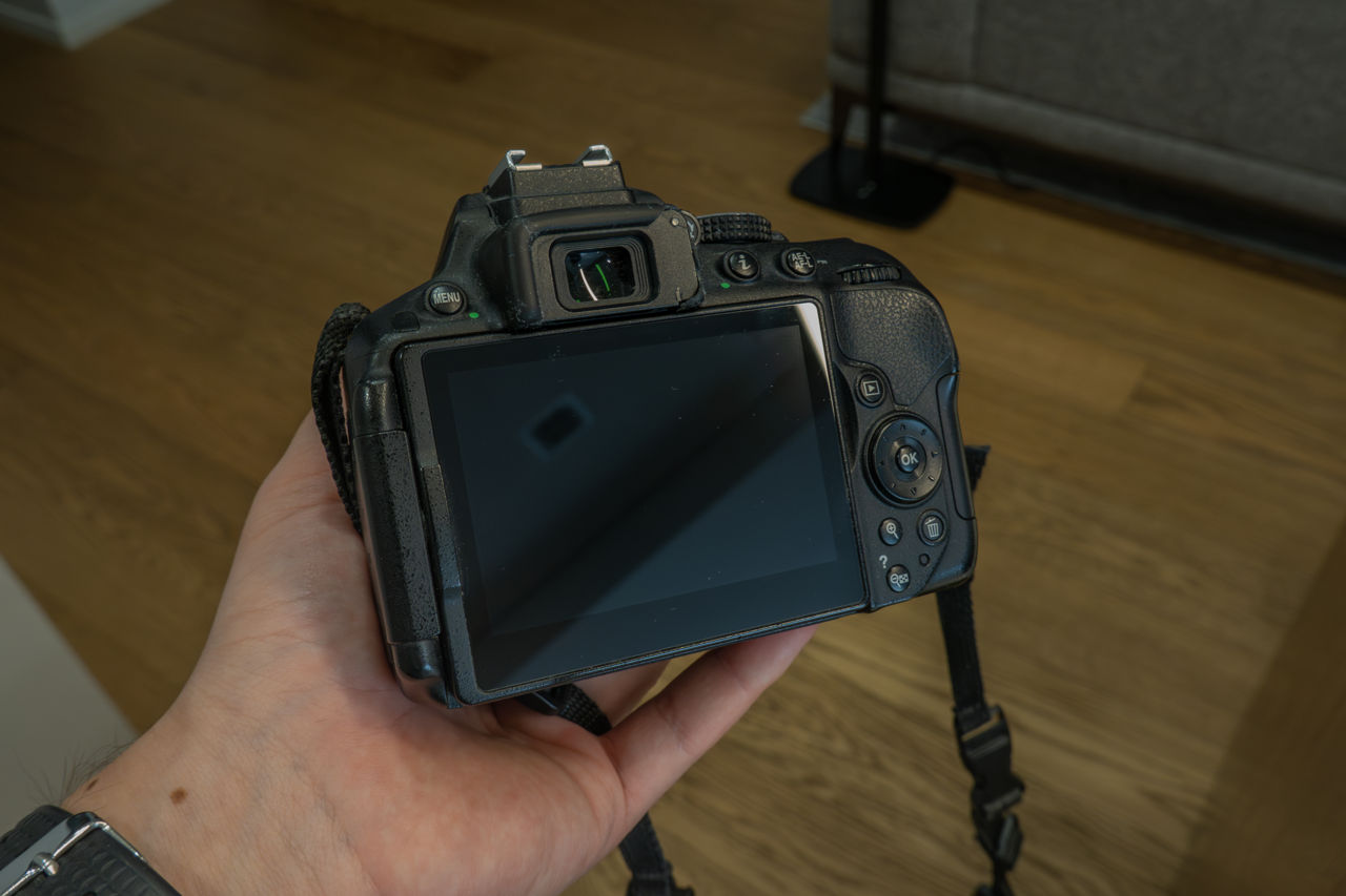 Nikon D5300 – kit complet, îngrijit cu mare atenție foto 5