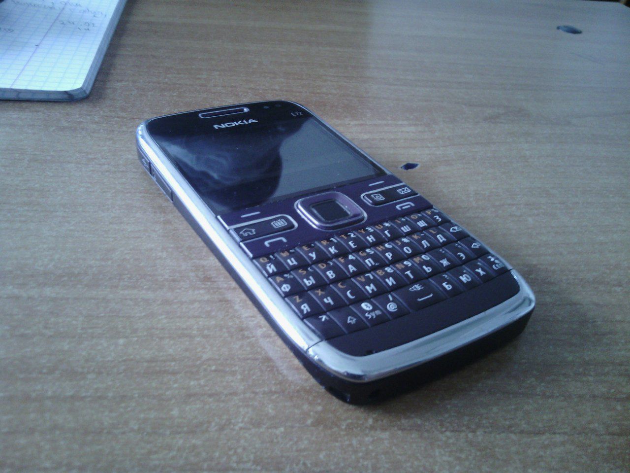 Nokia E 72