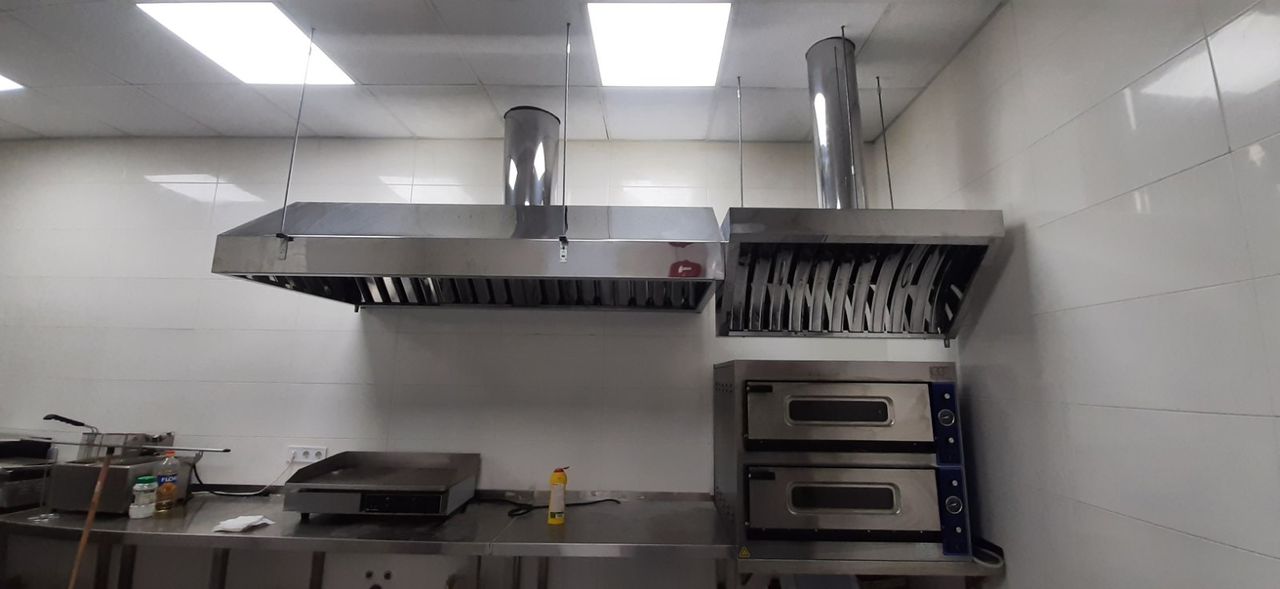 Ventilare bucatarii HoReCa. Hote Inox. foto 5